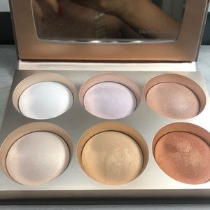 Bare minerals highlight pallet